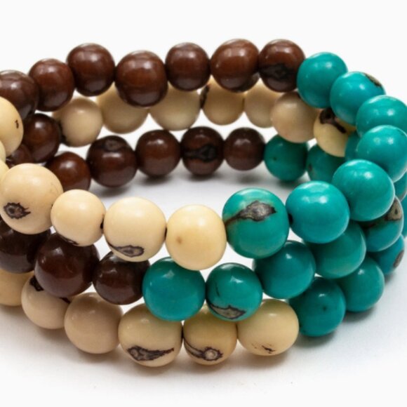 TAGUA Stackable Sustainable Vegan Ivory Bead Bracelets - Picture 4 of 9